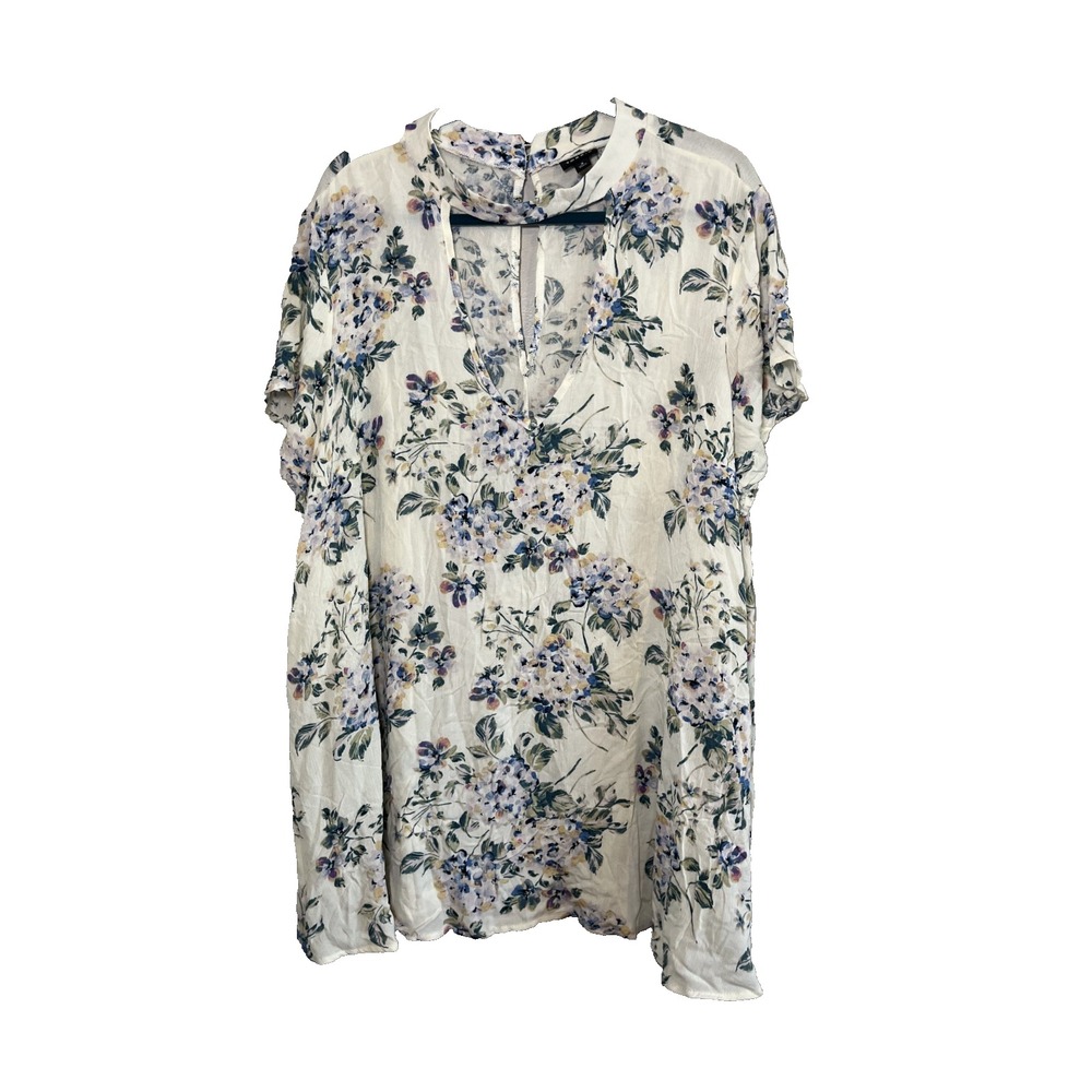 Torrid 3X Floral Top Cottage Feminine Ballerina Western Preppy Classic Chic